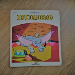 capa do livro infantil Dumbo da WaltDisney